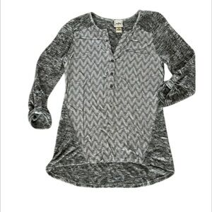 Daytrip size small 3/4 sleeve tee thermal